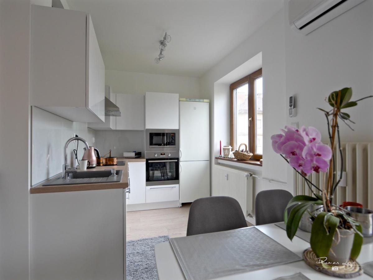 Emily Apartment 科希策 外观 照片