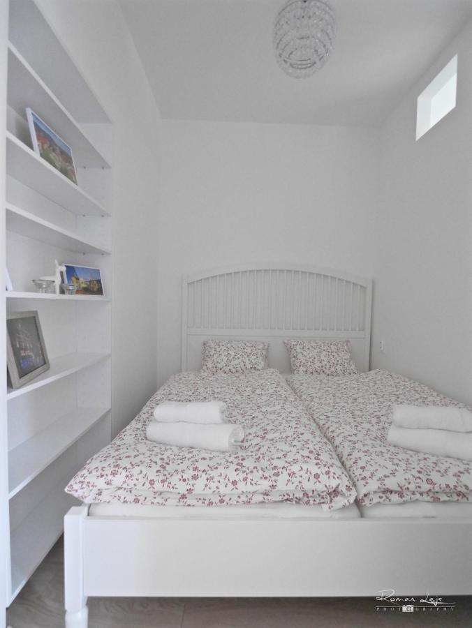 Emily Apartment 科希策 外观 照片